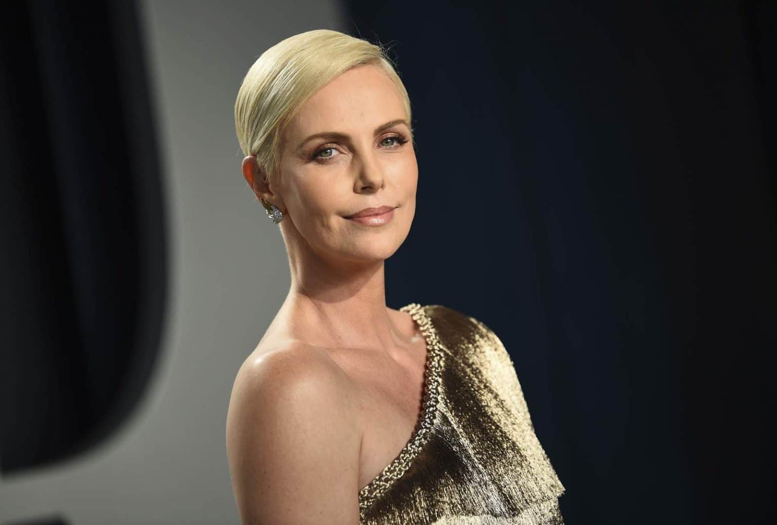 What is Charlize Theron's Net Worth? Celebrty